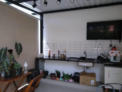 Casa para Venda, em Pirassununga, bairro Santa Teresinha, 3 dormitrios, 2 banheiros, 1 vaga