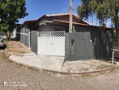 Casa para Locao, em Valinhos, bairro Vila Santana, 2 dormitrios, 2 banheiros
