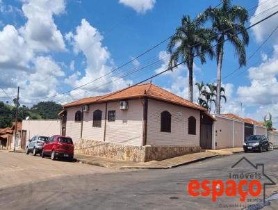 Casa para Venda, em Conceio do Par, bairro Centro, 5 dormitrios, 3 banheiros, 2 sutes, 5 vagas