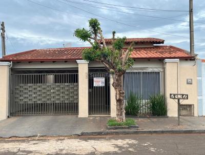 Casa para Venda, em Ourinhos, bairro Jardim Brilhante, 2 dormitrios, 1 banheiro, 2 vagas