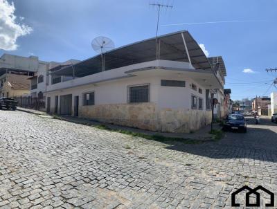 Casa para Venda, em Formiga, bairro Sagrado Corao de Jesus, 4 dormitrios, 1 banheiro, 1 vaga