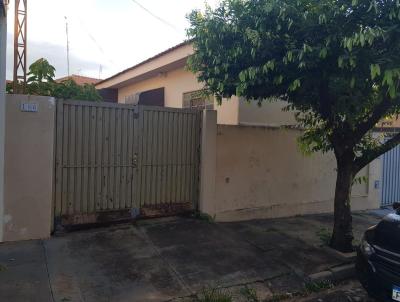 Casa 2 dormitrios para Venda, em Dobrada, bairro Centro