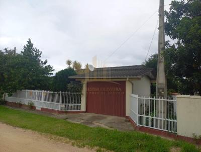 Casa para Venda, em Imbituba, bairro Mirim, 3 dormitrios, 2 banheiros, 1 vaga