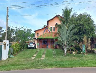 Casa em Condomnio para Venda, em Pardinho, bairro Ninho Verde II, 3 dormitrios, 3 banheiros, 1 sute
