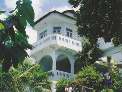 Casa para Venda, em Salvador, bairro Matatu, 5 dormitrios, 8 banheiros, 5 sutes, 6 vagas