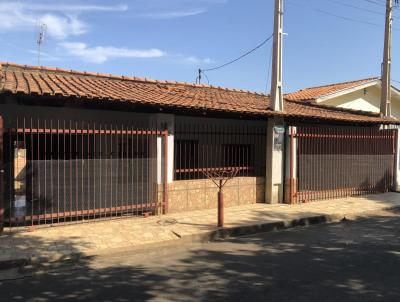 Casa para Venda, em So Jos do Rio Pardo, bairro Conj Capito Alexandre Luis de Melo, 2 dormitrios, 1 banheiro, 2 vagas