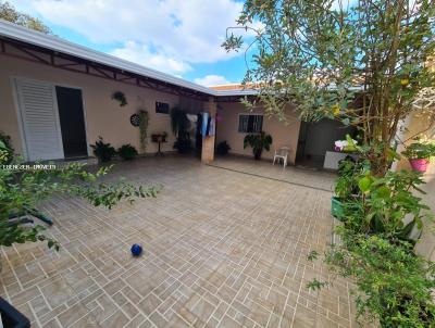 Casa 4 dormitrios ou + para Venda, em Mogi Guau, bairro Loteamento Parque Itacolomy, 4 dormitrios, 3 banheiros, 3 vagas