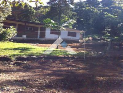 Casa para Venda, em Poos de Caldas, bairro Bortolan, 3 dormitrios, 1 banheiro