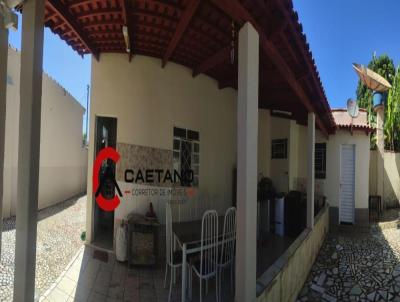 Casa para Venda, em Caldas Novas, bairro Nova Vila, 3 dormitrios, 3 banheiros, 2 sutes, 6 vagas