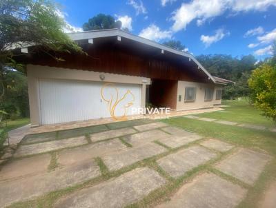 Casa para Venda, em Campos do Jordo, bairro Vila Yara, 5 dormitrios, 3 banheiros, 1 sute, 5 vagas