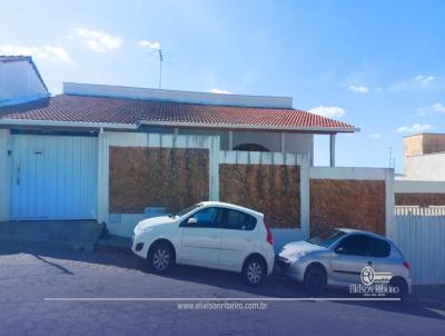 Casa para Venda, em Campo Belo, bairro Vila Etna, 5 dormitrios, 3 banheiros, 1 sute, 5 vagas