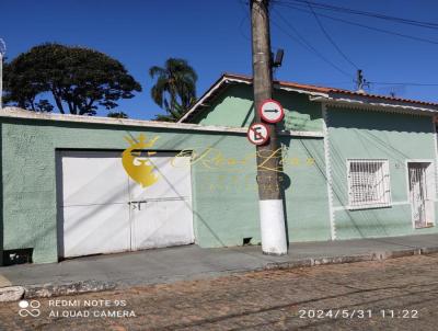 Casa para Venda, em Piracaia, bairro Centro, 3 dormitrios, 2 banheiros, 1 sute, 2 vagas