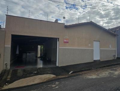 Casa para Venda, em Carmo do Paranaba, bairro JARDIM DAS PALMEIRAS, 2 dormitrios, 2 banheiros, 1 sute, 4 vagas