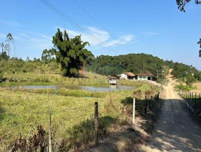 Chcara para Venda, em Guaramirim, bairro Ponta Comprida, 3 dormitrios, 2 banheiros, 2 vagas