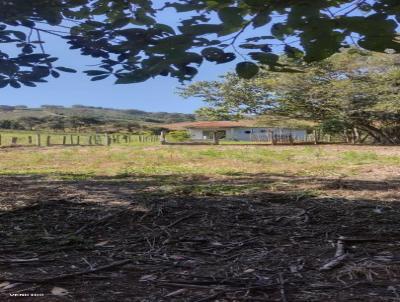 Chcara para Venda, em Congonhal, bairro Malheiros, 2 dormitrios, 1 banheiro, 2 vagas