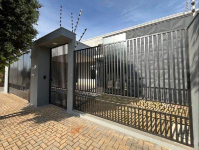 Casa para Venda, em Lucas do Rio Verde, bairro Parque das Emas, 3 dormitrios, 1 sute