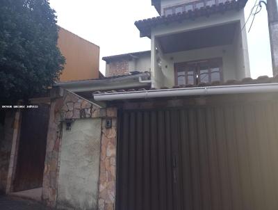 Casa para Venda, em Maca, bairro Visconde de Arajo, 3 dormitrios, 3 banheiros, 1 sute, 2 vagas