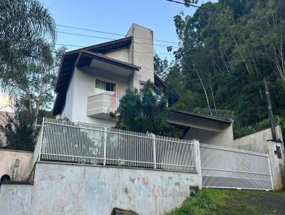 Casa para Venda, em Guaramirim, bairro Amizade, 2 dormitrios, 1 banheiro, 1 sute, 2 vagas