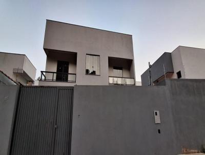 Casa para Venda, em Juiz de Fora, bairro Marilndia, 3 dormitrios, 3 banheiros, 1 sute, 1 vaga