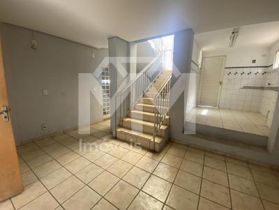 Comercial para Venda, em Itapira, bairro Centro, 3 banheiros