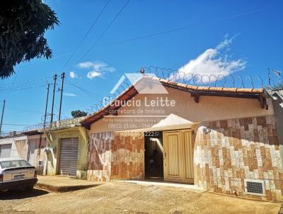 Casa para Venda, em Montes Claros, bairro JARDIM PRIMAVERA, 3 dormitrios, 2 banheiros, 1 sute, 3 vagas