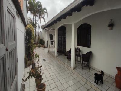 Casa para Venda, em Paranagu, bairro Jardim Eldorado, 3 dormitrios, 1 banheiro, 2 vagas