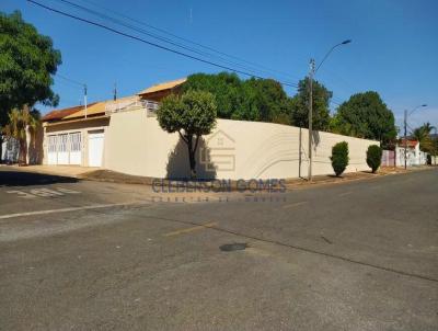 Casa para Venda, em Caldas Novas, bairro Estancia Itanhang, 4 dormitrios, 3 banheiros, 2 sutes, 1 vaga