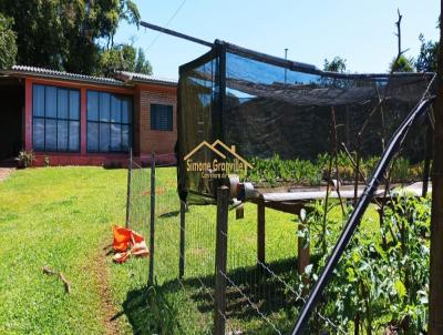 Casa para Venda, em Carazinho, bairro LOEFF, 2 dormitrios, 2 banheiros