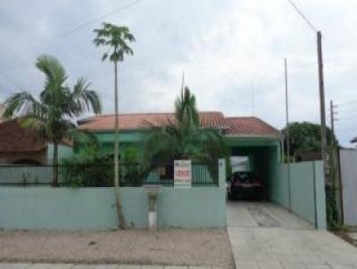 Casa para Venda, em Guaratuba, bairro Centro, 4 dormitrios, 3 banheiros, 1 sute, 3 vagas
