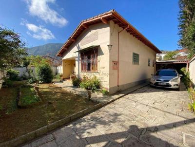 Casa para Venda, em Terespolis, bairro Nossa Senhora de Ftima, 3 dormitrios, 2 banheiros, 2 vagas