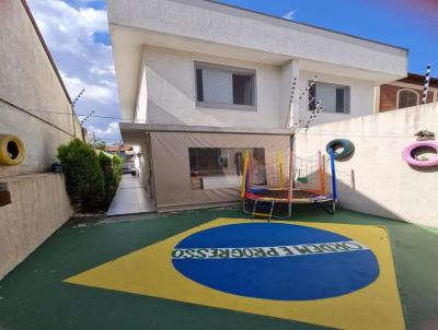 Casa para Venda, em Cotia, bairro Granja Viana, 3 dormitrios, 3 banheiros, 1 sute, 2 vagas