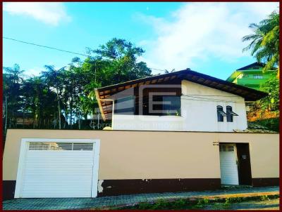 Casa para Venda, em Jaragu do Sul, bairro Tifa Martins, 3 dormitrios, 3 banheiros, 1 sute, 4 vagas