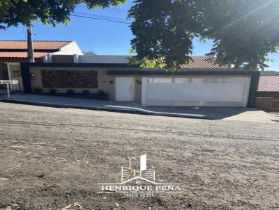 Casa para Venda, em Cornlio Procpio, bairro Bairro Vitor Dantas, 3 dormitrios, 3 banheiros, 1 sute, 2 vagas