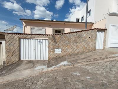 Casa para Locao, em Alfenas, bairro Parque das Naes, 2 dormitrios, 2 banheiros, 1 sute, 4 vagas