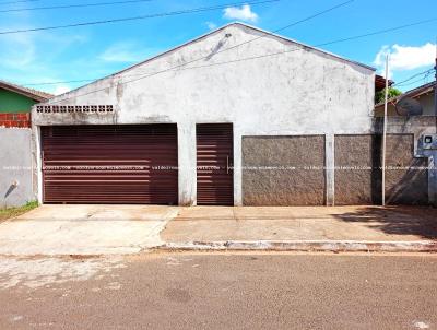 Casa para Venda, em Ponta Por, bairro Bosque Caranda I, 2 dormitrios, 1 banheiro, 1 sute, 2 vagas