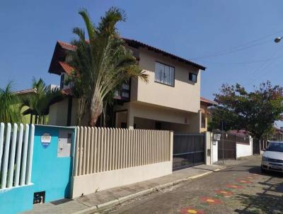 Casa para Venda, em Barra Velha, bairro Itajuba, 2 dormitrios, 1 banheiro, 3 sutes, 2 vagas