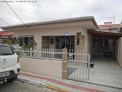 Casa para Locao, em Bombinhas, bairro Zimbros, 3 dormitrios, 1 banheiro