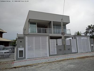 Casa Geminada para Locao, em Bombinhas, bairro Zimbros, 3 dormitrios, 2 banheiros, 1 sute