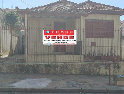 Casa para Venda, em Presidente Prudente, bairro JARDIM AVIAO, 2 dormitrios, 1 banheiro, 2 vagas