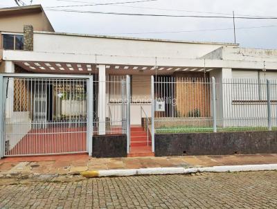 Casa para Locao, em Cachoeira do Sul, bairro Centro, 3 dormitrios, 2 banheiros, 2 vagas