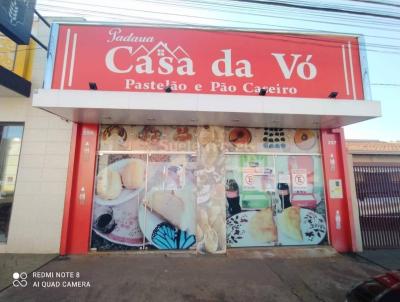 Comercial para Venda, em Ourinhos, bairro Jardim Santa F, 2 dormitrios, 3 banheiros