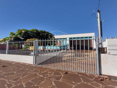 Casa para Venda, em Tuparendi, bairro Centro, 3 dormitrios, 3 banheiros, 2 vagas