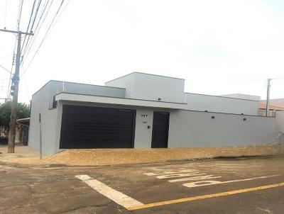 Casa para Venda, em Leme, bairro Jardim Nova Granada, 3 dormitrios, 1 banheiro, 1 sute, 4 vagas