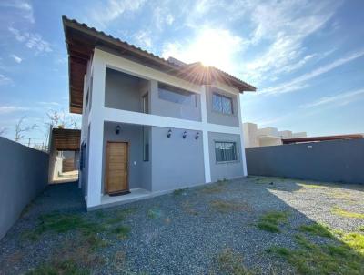 Casa para Venda, em Balnerio Piarras, bairro Itacolomi, 3 dormitrios, 2 banheiros, 1 sute