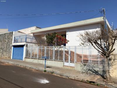 Casa para Venda, em Altinpolis, bairro Centro, 3 dormitrios, 2 banheiros, 1 vaga