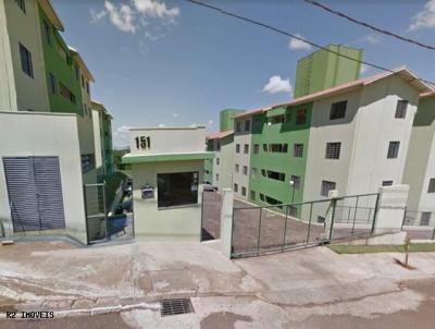 Apartamento para Venda, em Apucarana, bairro Villagio Di Roma, 2 dormitrios, 1 banheiro, 1 vaga