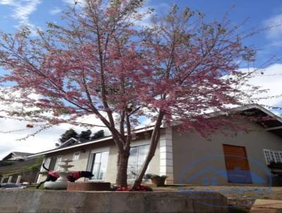 Casa para Venda, em Campos do Jordo, bairro Vila Inglesa, 2 dormitrios, 2 banheiros, 1 sute