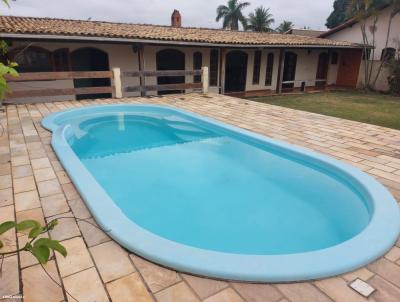 Casa para Venda, em Araruama, bairro Praia Seca, 3 dormitrios, 3 banheiros, 1 sute, 4 vagas