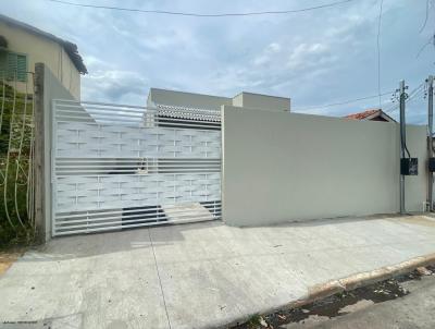 Casa para Venda, em Vrzea Grande, bairro Santa Isabel, 3 dormitrios, 2 banheiros, 1 sute