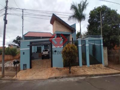 Casa para Venda, em Ourinhos, bairro Jardim Ouro Verde, 2 dormitrios, 2 banheiros, 1 sute, 2 vagas